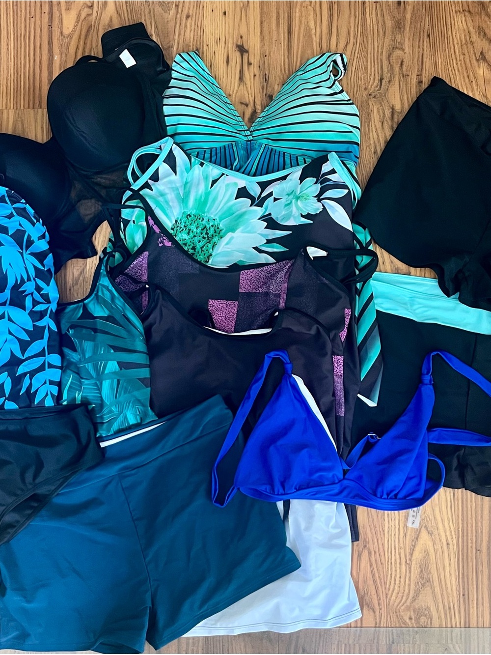 Like Cupshe Mixed Blue & Teal Floral and Solid Bikini Set Collection XL-XXL